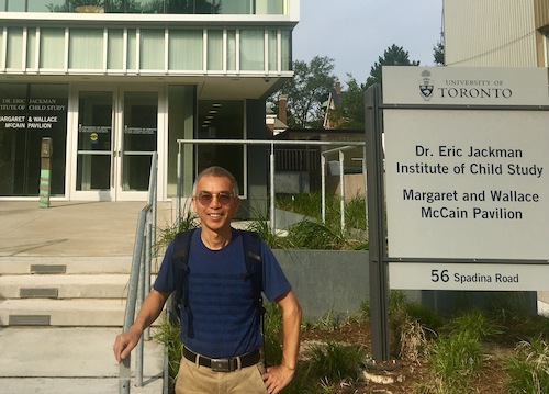 教育女性自慰
 傅根跃